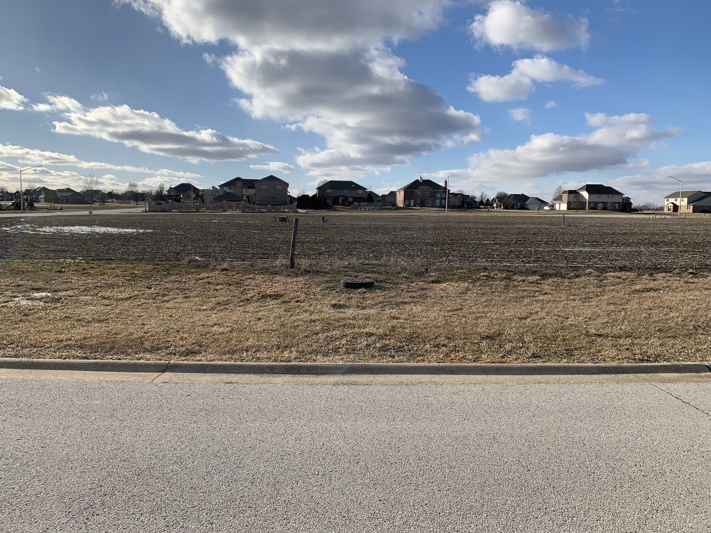 513 Diamond Drive Property Photo 1