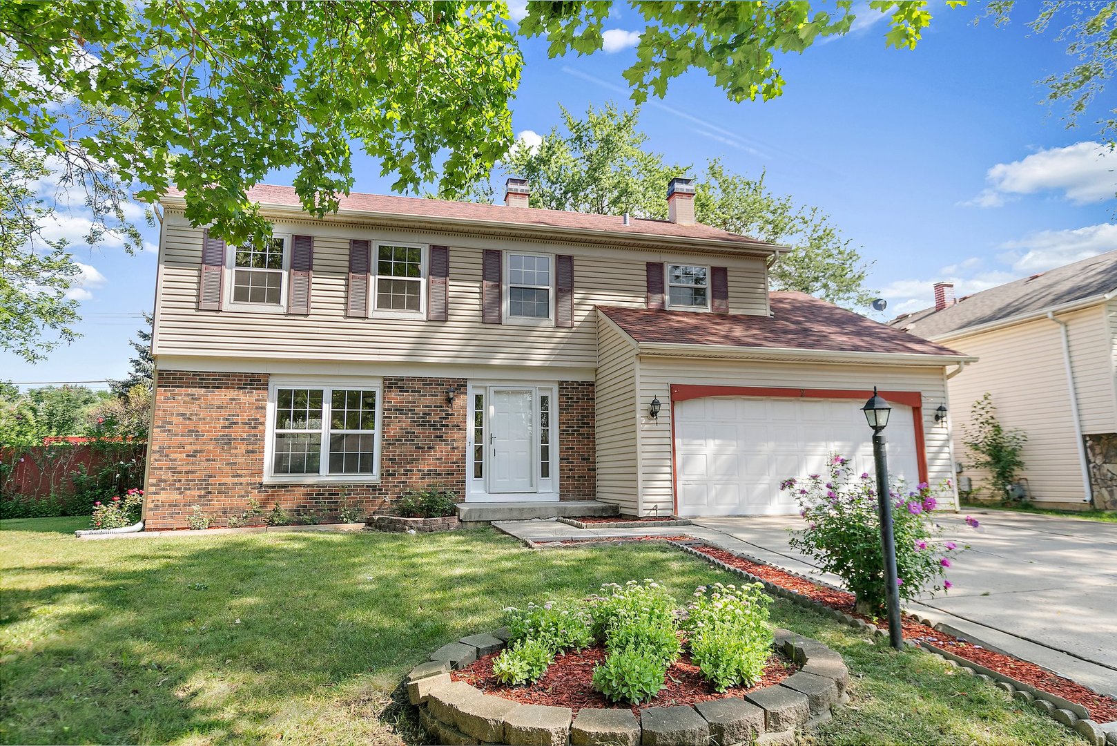 2 Spring Valley Lane Property Photo 1