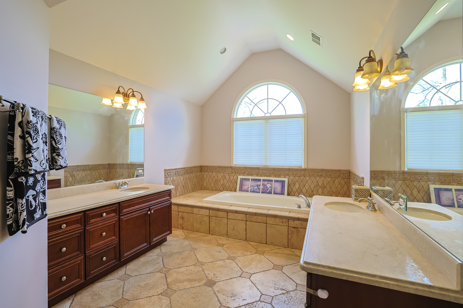 1841 Central Avenue Property Photo 31
