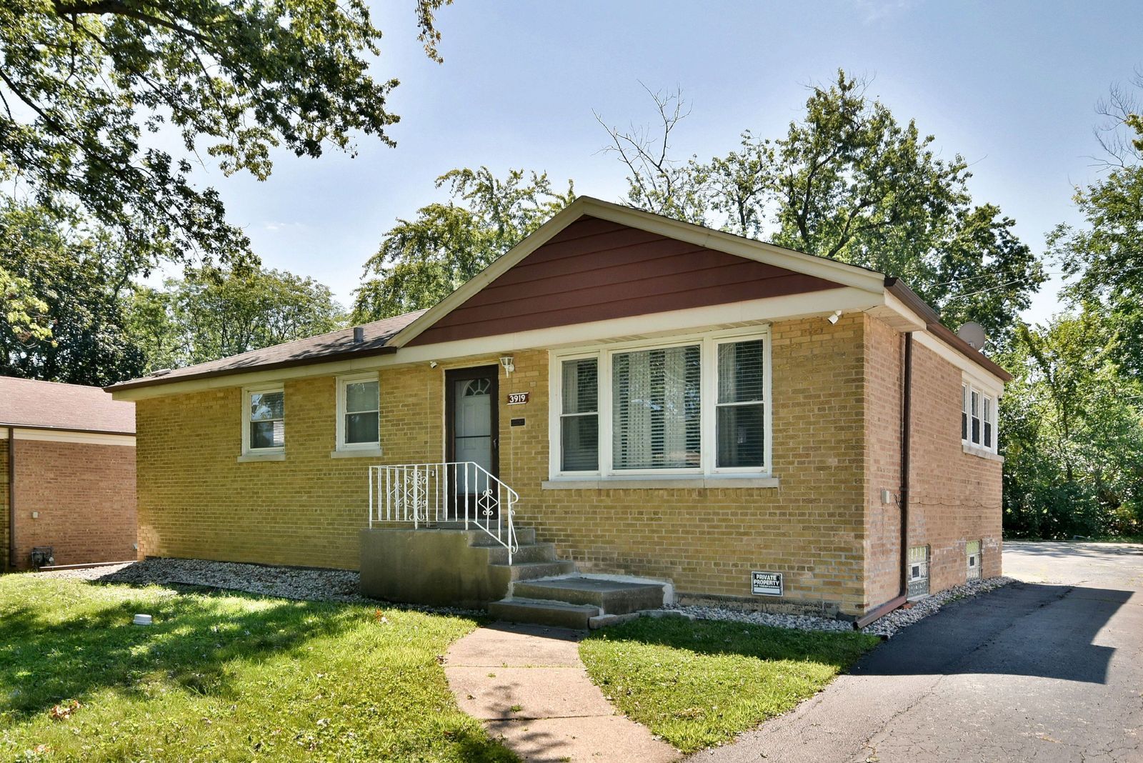 3919 213th Place Property Photo 1