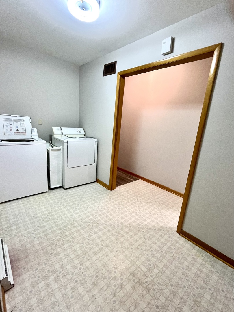 227 S 6th Street Property Photo 23