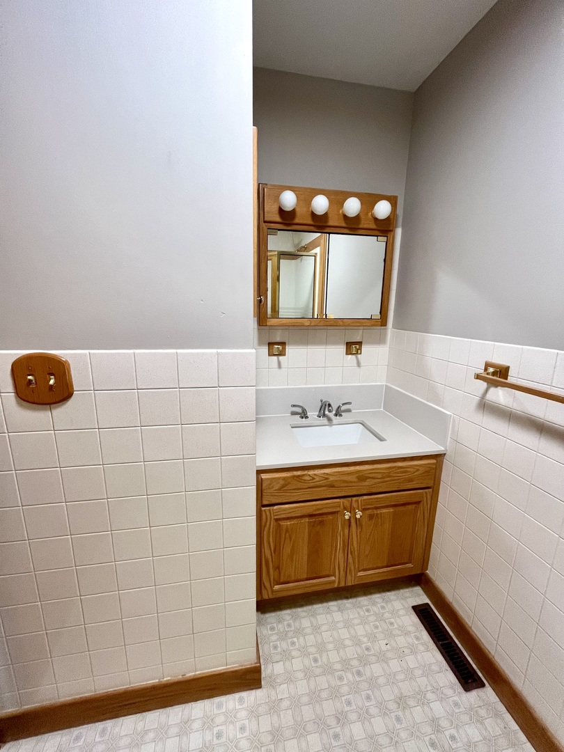 227 S 6th Street Property Photo 24