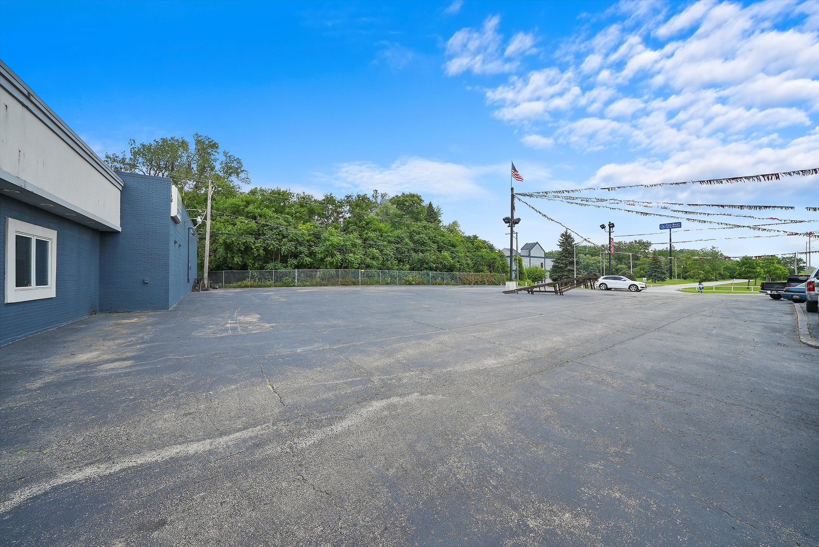 2920 159th Street Property Photo 3
