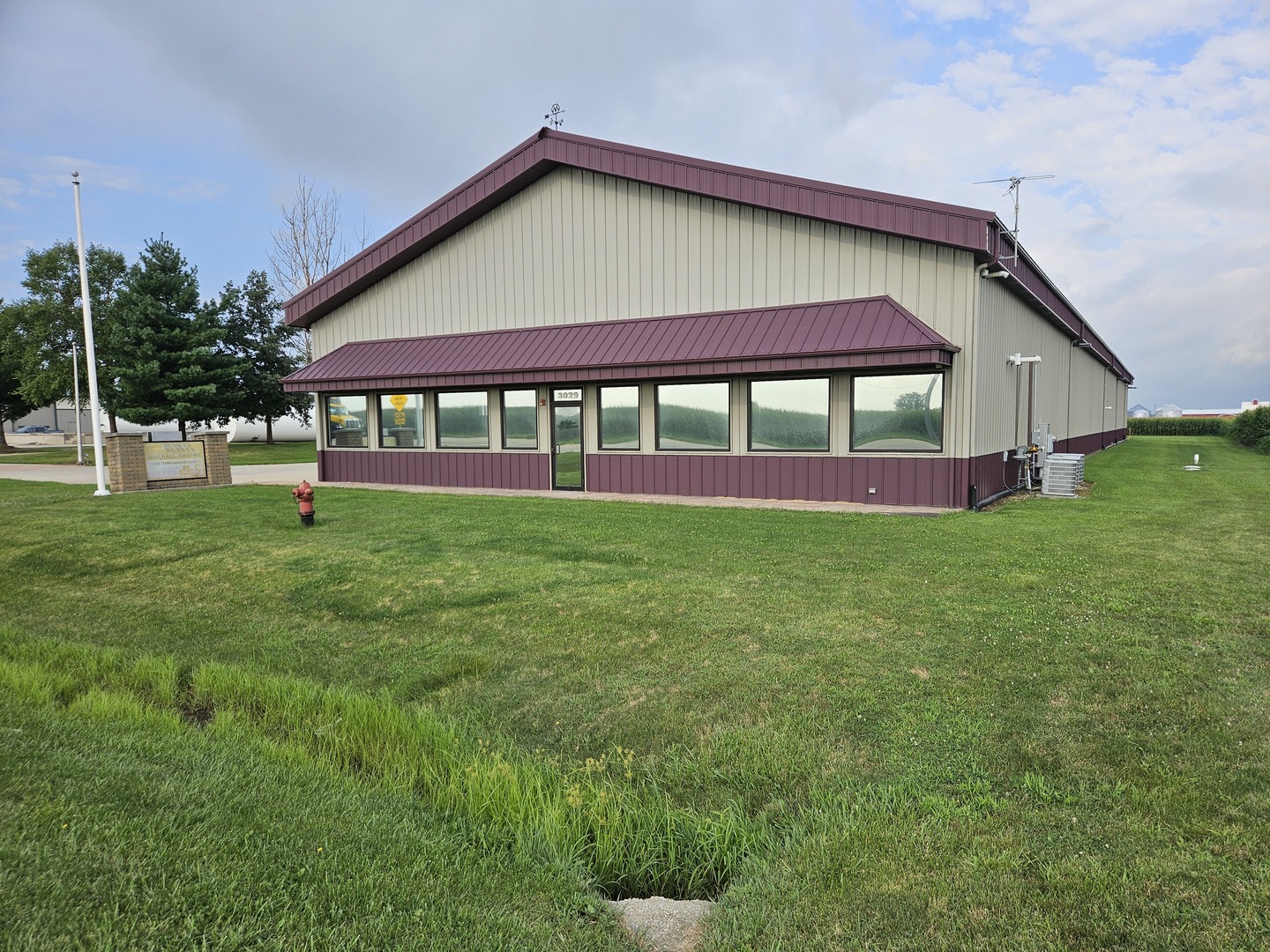 3029 Eldamain Road Property Photo 1