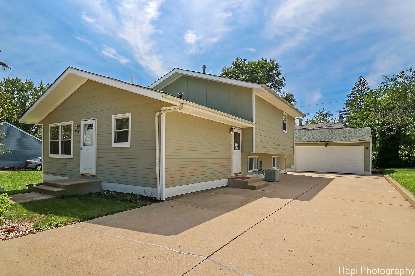 1208 Lotus Drive Property Photo 1