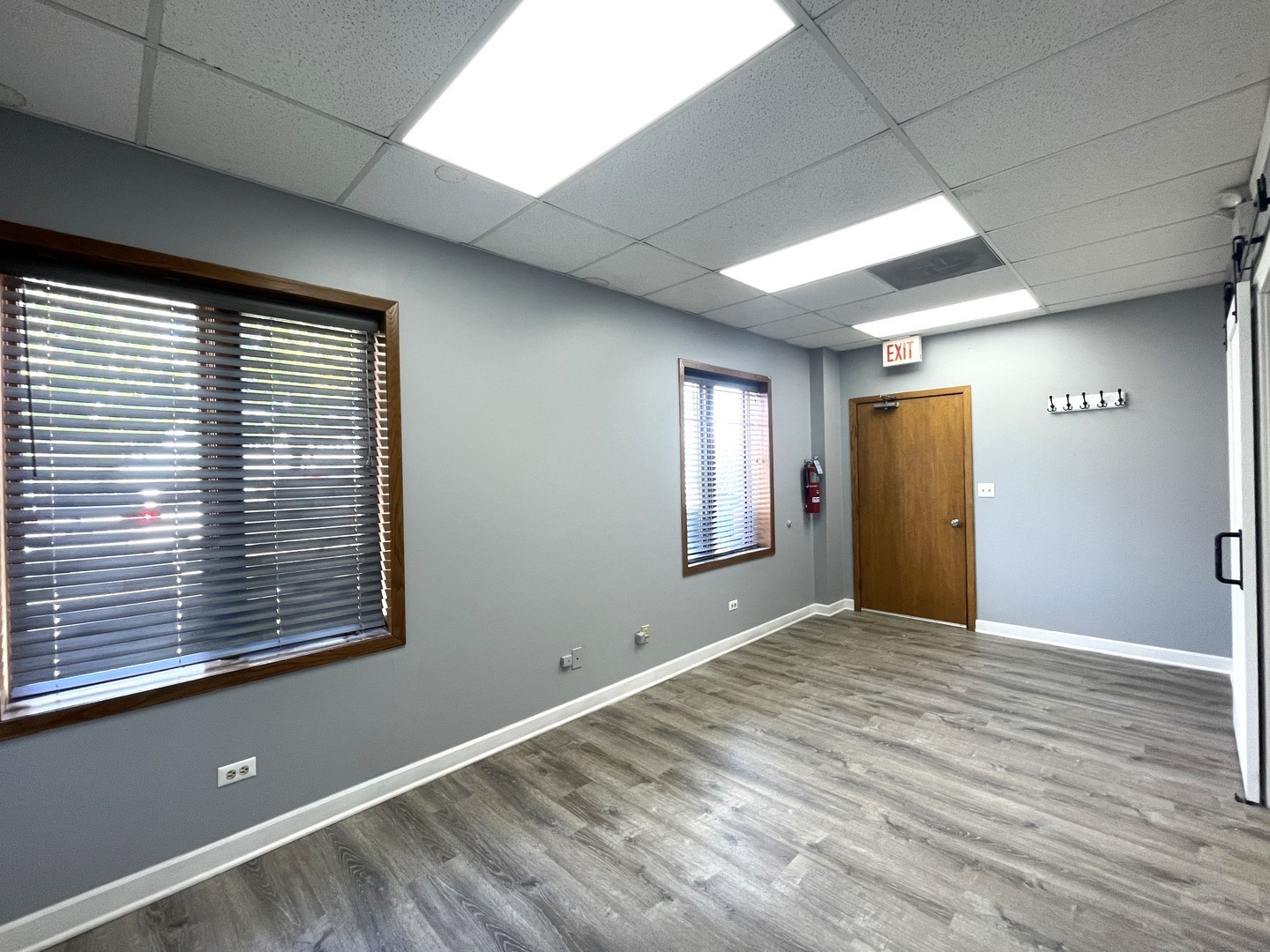 600 County Line Road 1n Property Photo 3