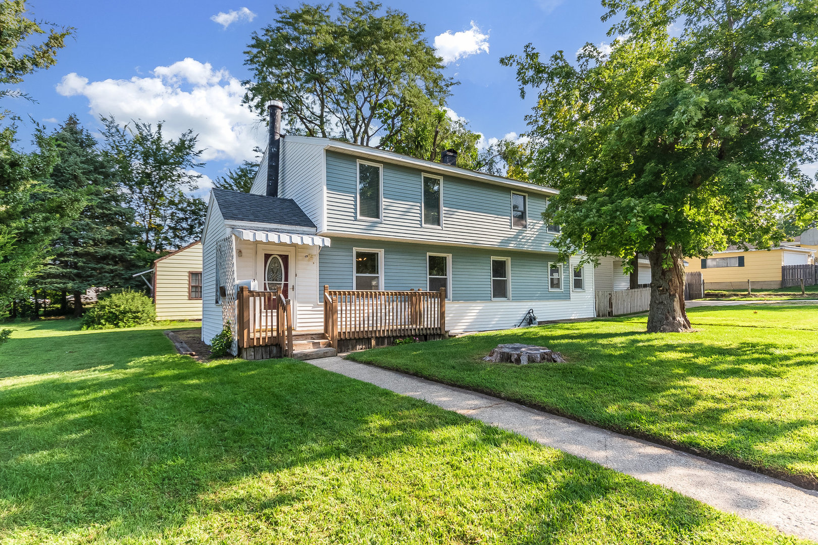 1800 Kelly Avenue Property Photo 1
