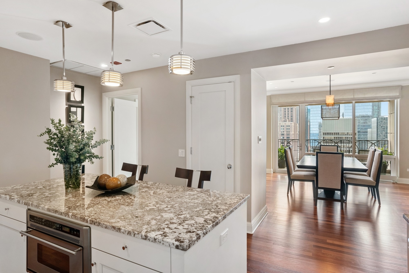 840 N Lake Shore Drive 2102 Property Photo 15