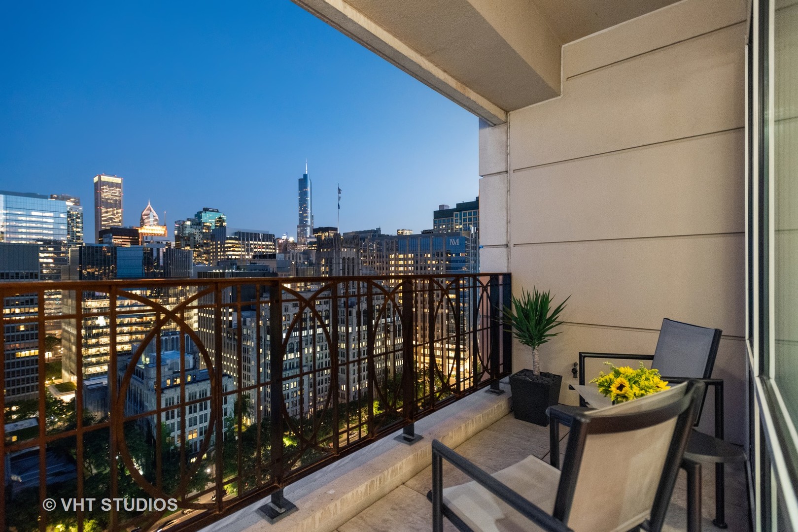 840 N Lake Shore Drive 2102 Property Photo 19
