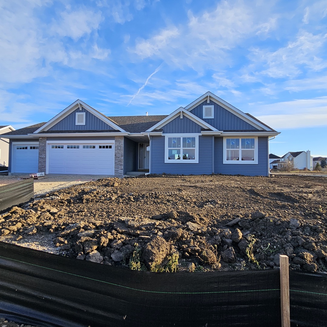 12325 Lakeview Drive Property Photo 1