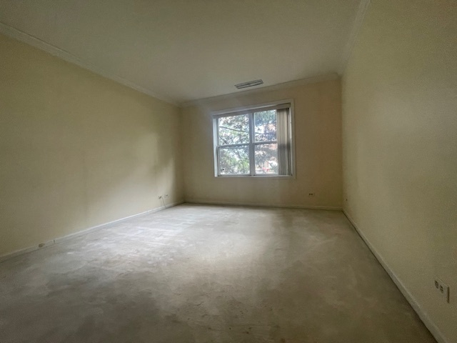 4545 W Touhy Avenue 103 Property Photo 17