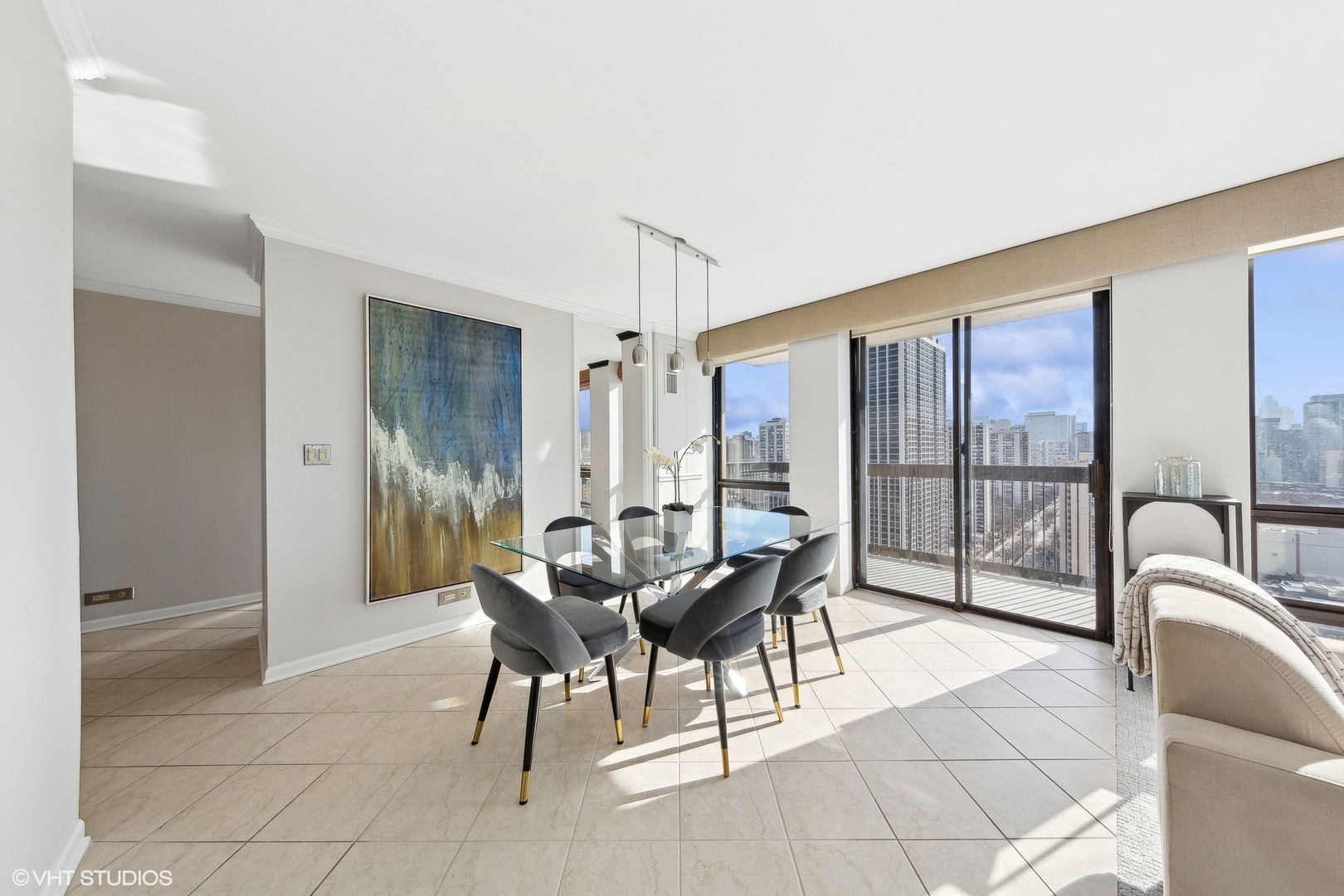1660 N Lasalle Street 2202 Property Photo 8