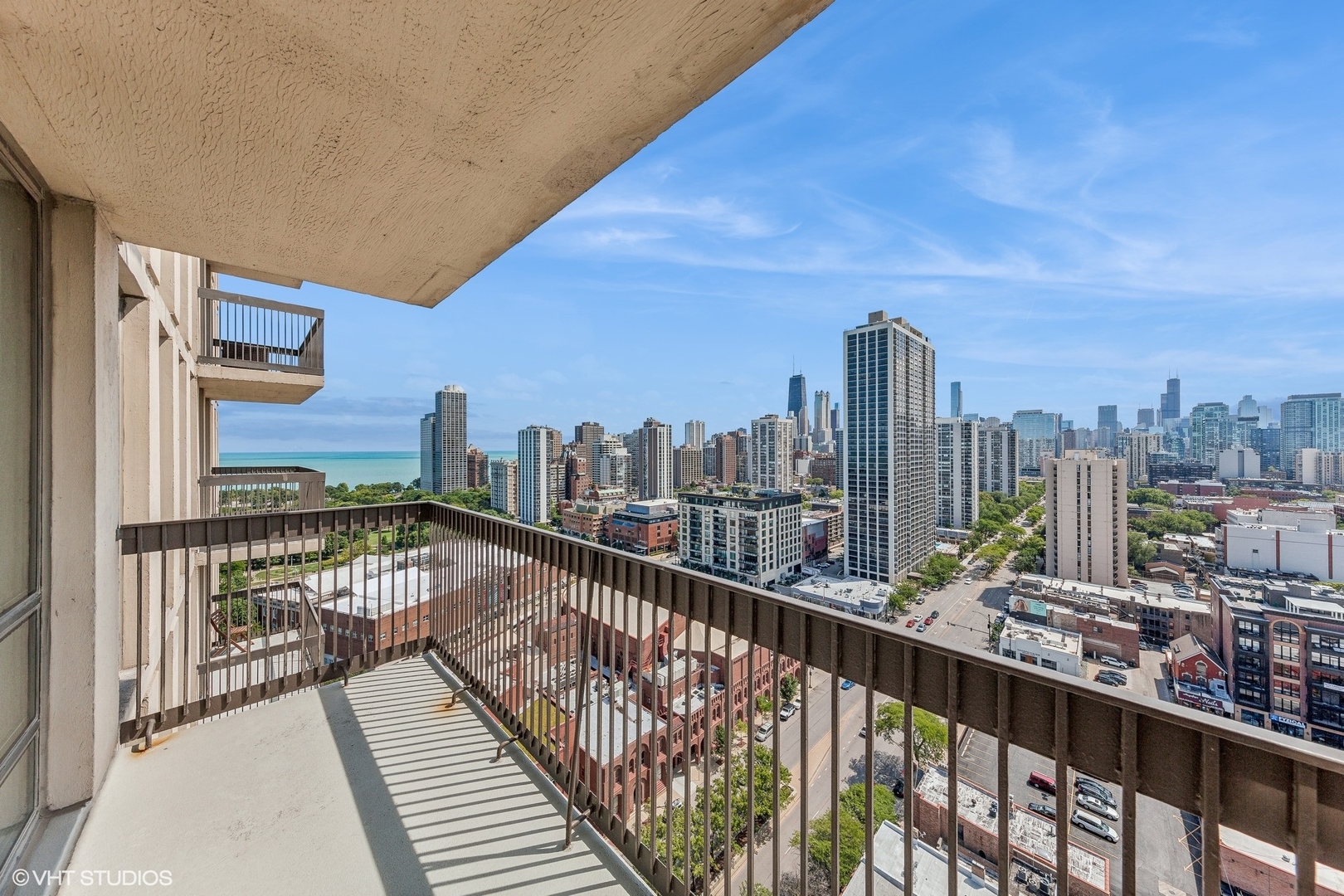 1660 N Lasalle Street 2202 Property Photo 17