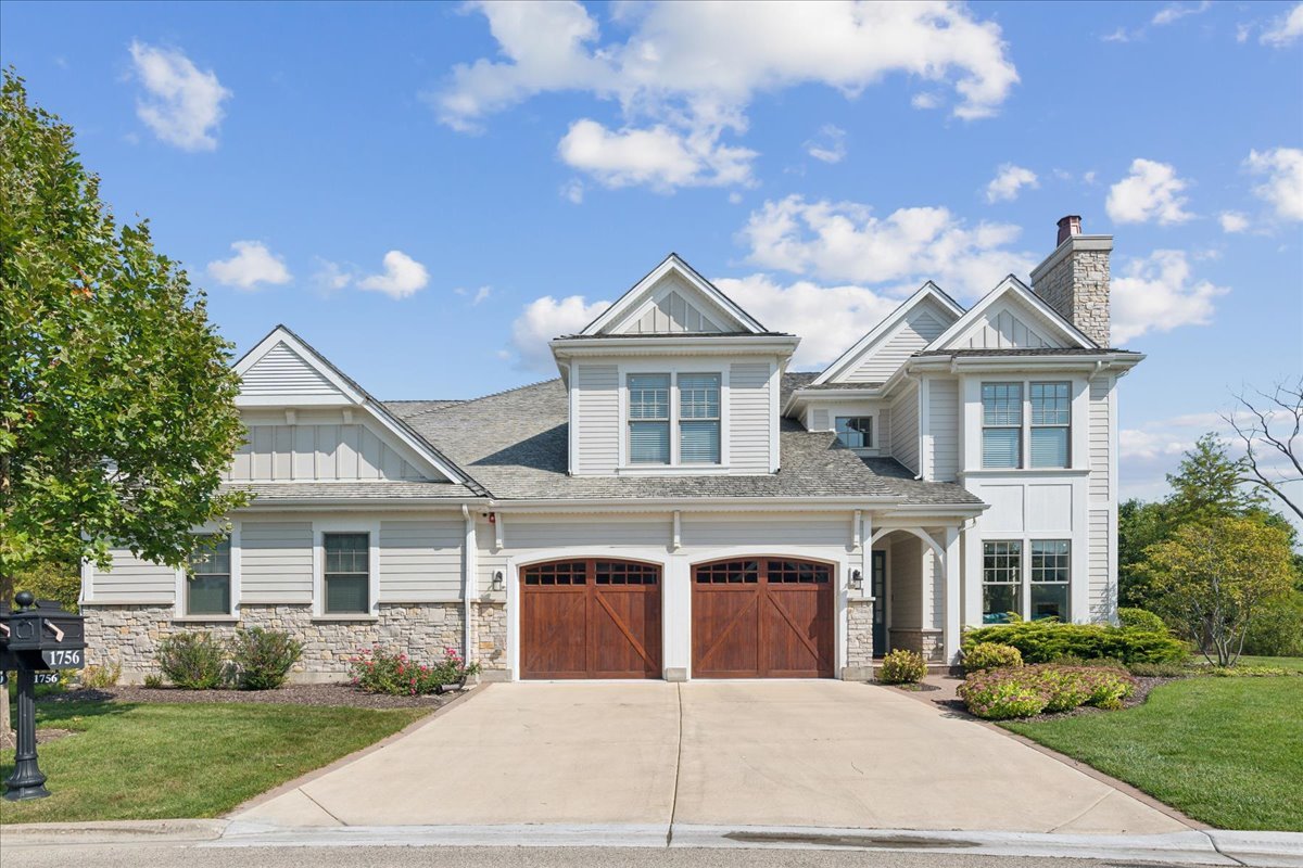 1756 Westbridge Circle Property Photo
