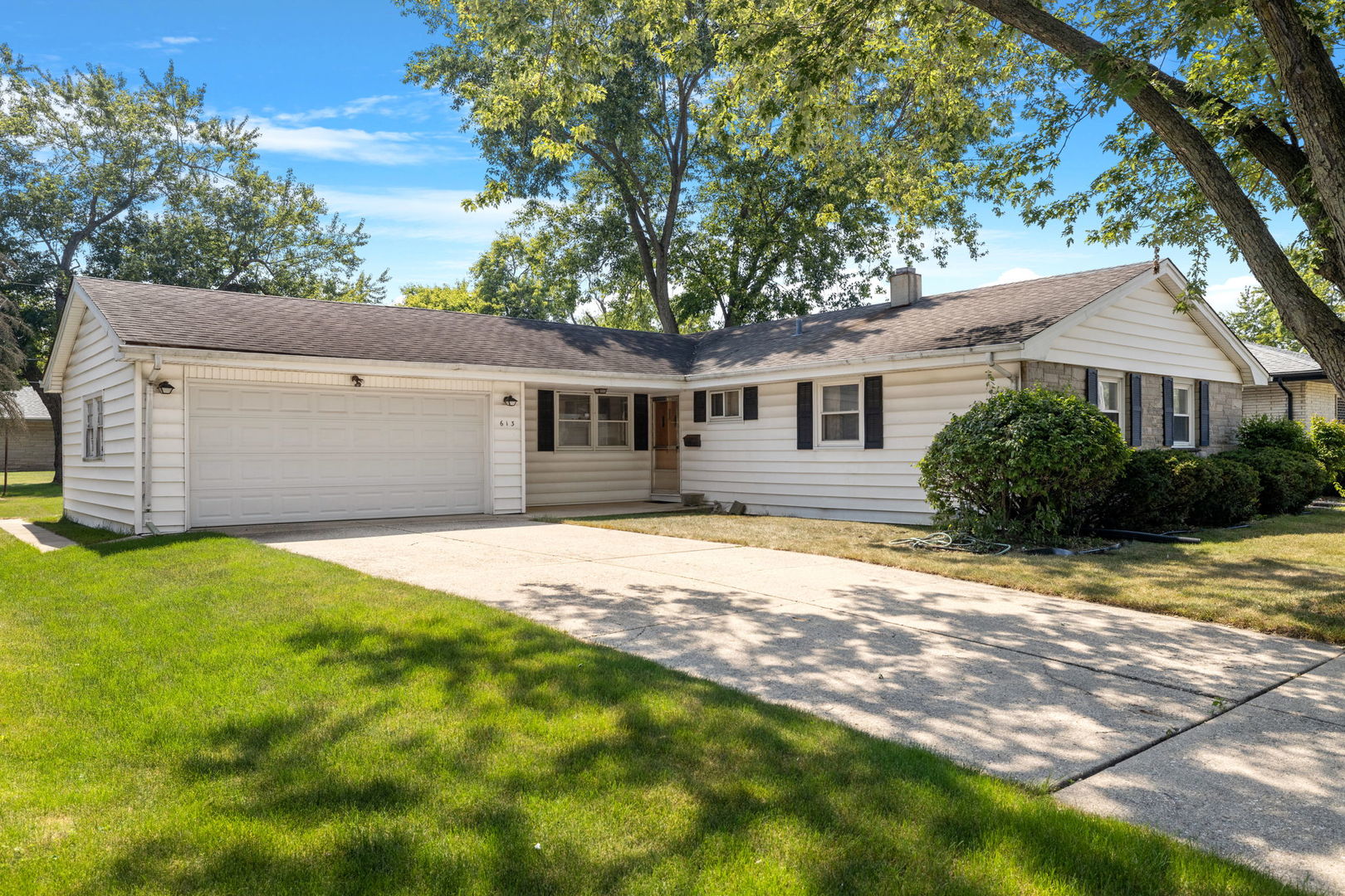 613 Katherine Street Property Photo 1