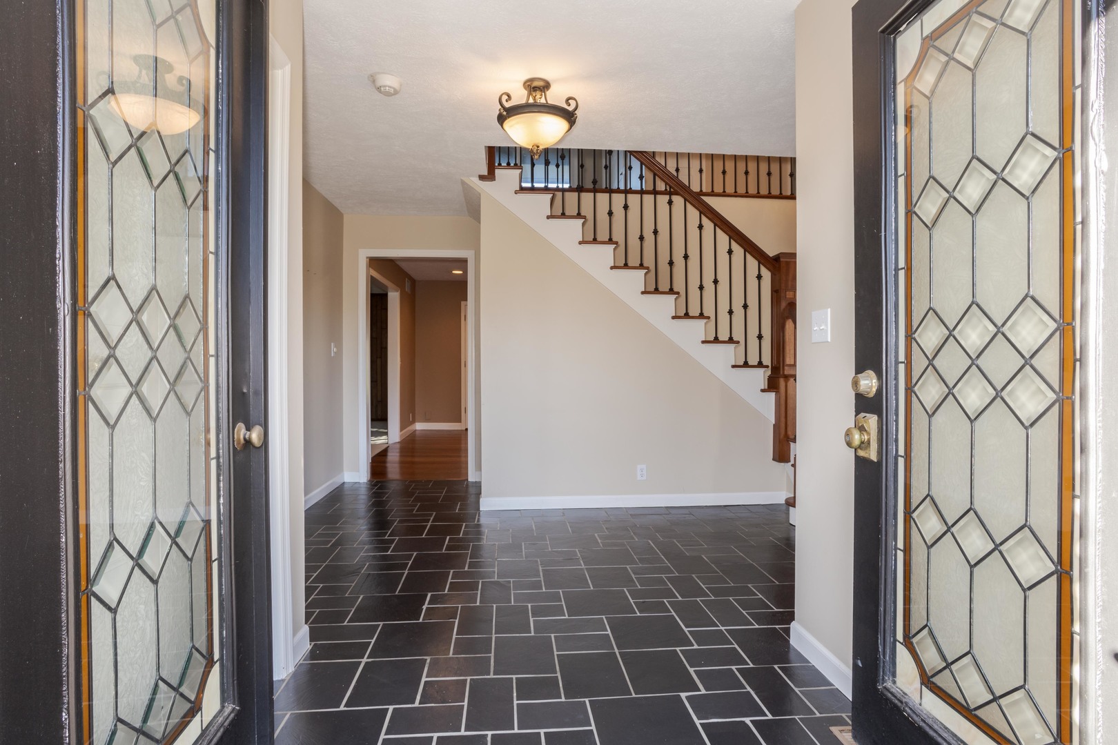 40 Country Club Place Property Photo 8
