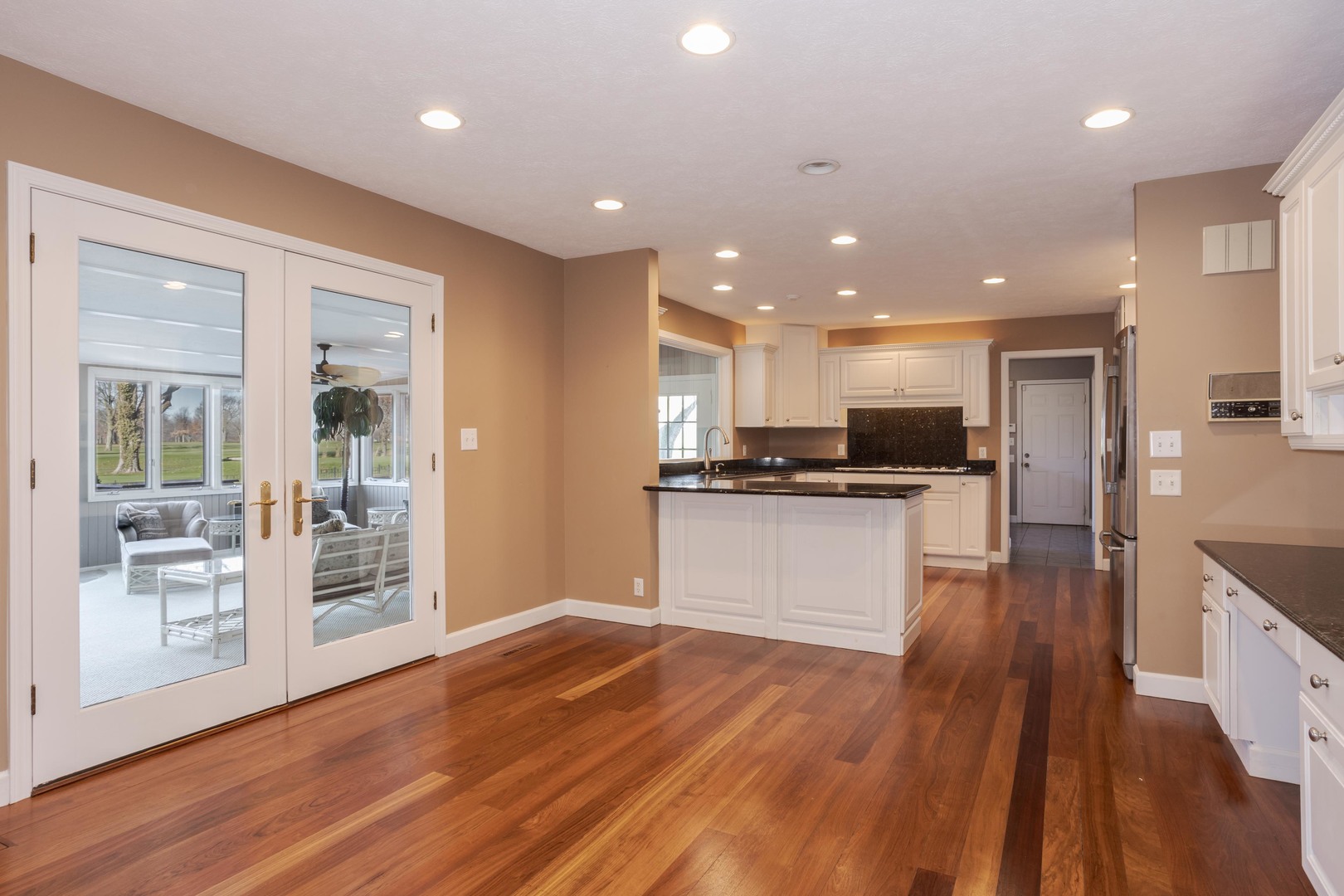 40 Country Club Place Property Photo 15