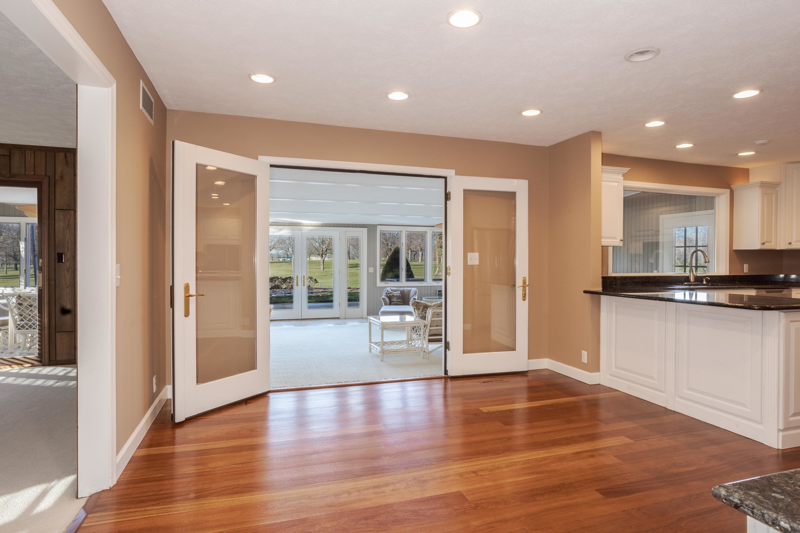 40 Country Club Place Property Photo 16