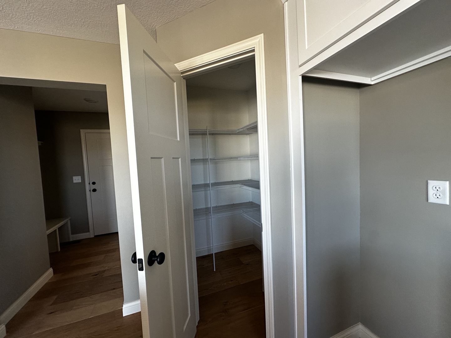 1710 Bluestone Drive Property Photo 3