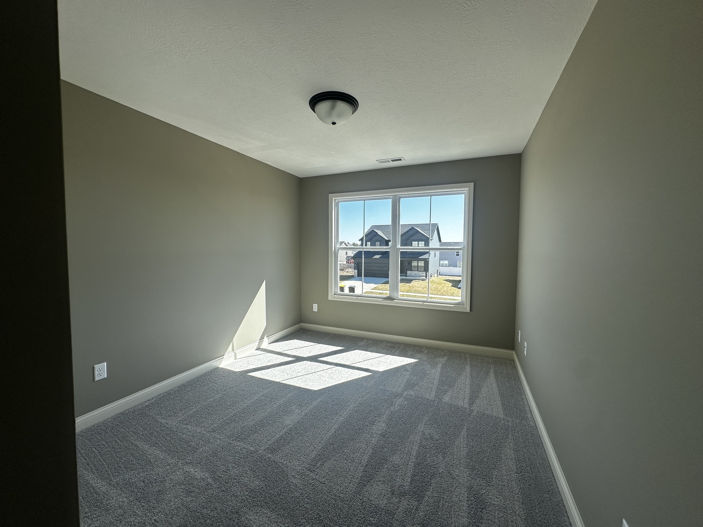 1710 Bluestone Drive Property Photo 15