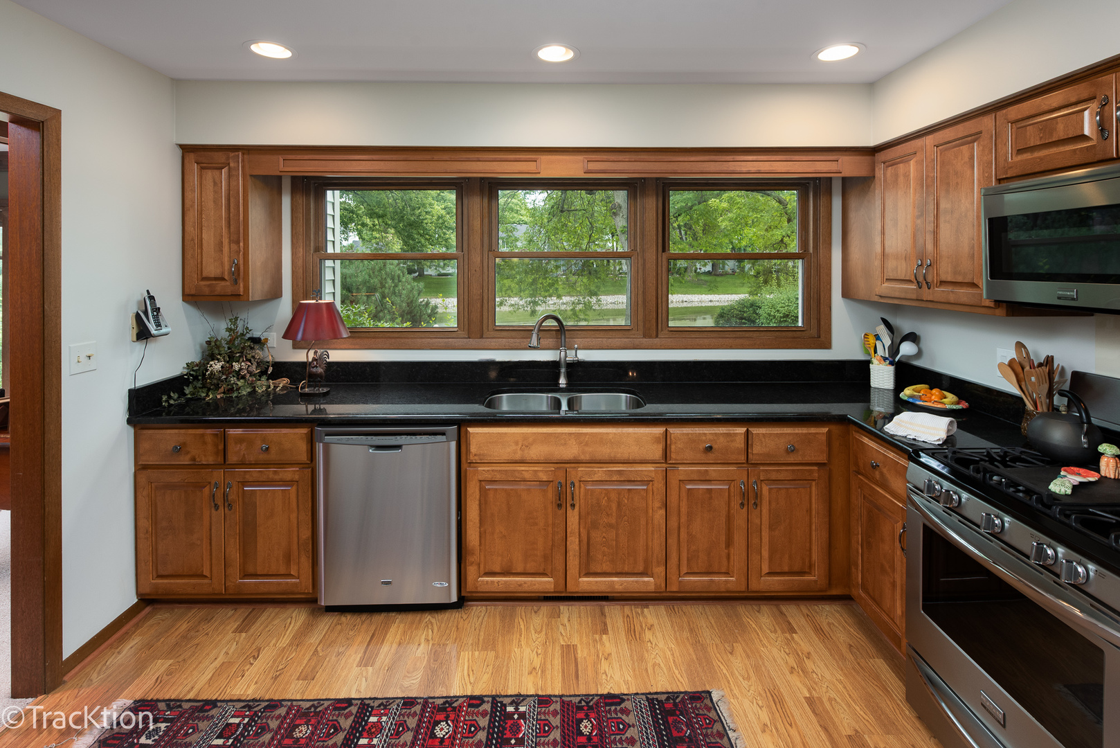 1229 W Bauer Road Property Photo 9