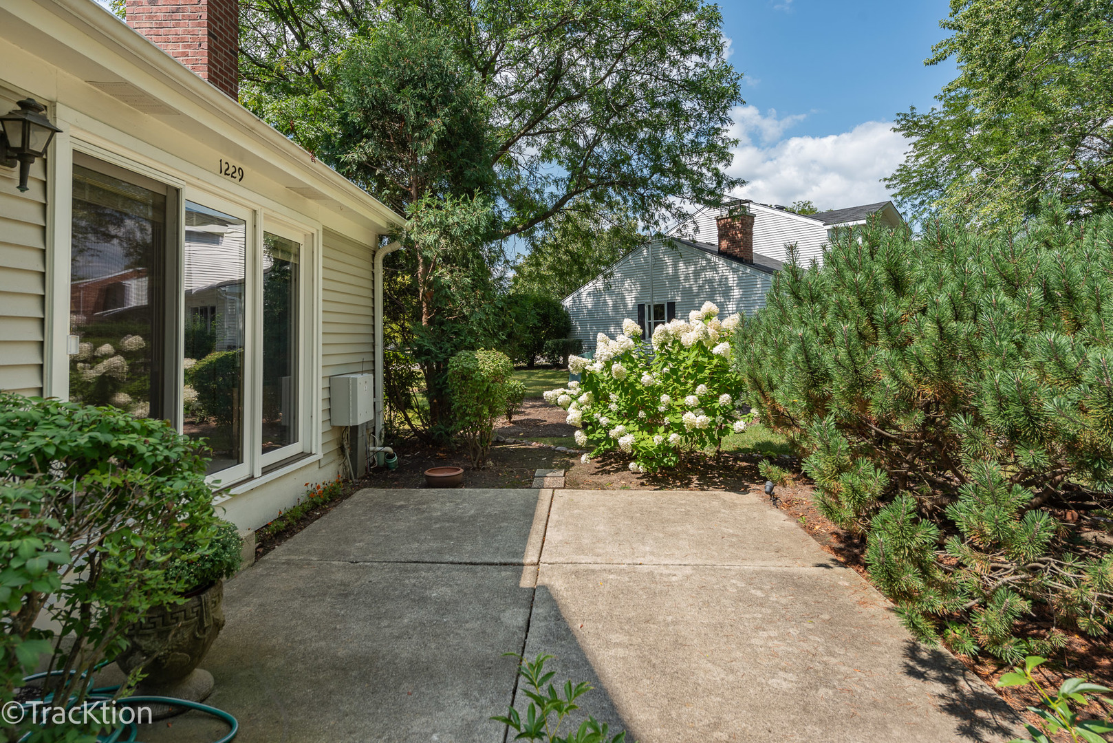1229 W Bauer Road Property Photo 26