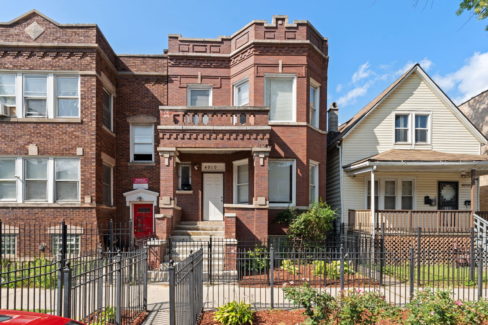4910 W Van Buren Street Property Photo 1