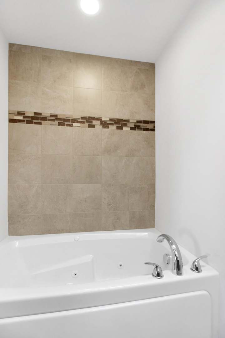 8253 Dylan Drive Property Photo 16