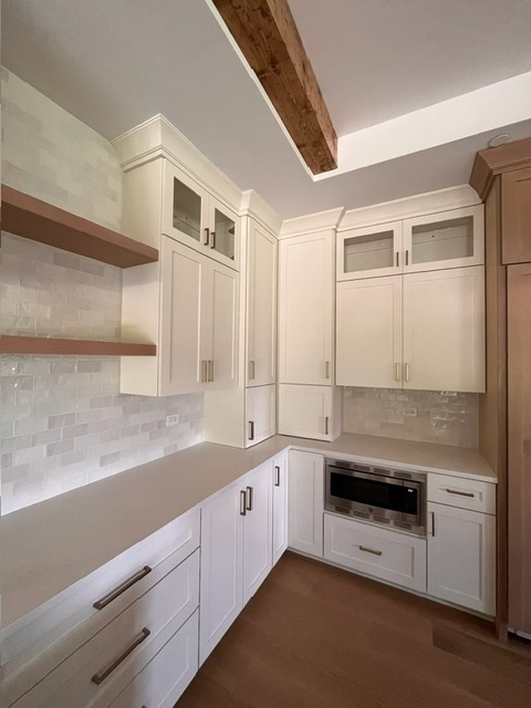 650 E Van Buren Street Property Photo 18