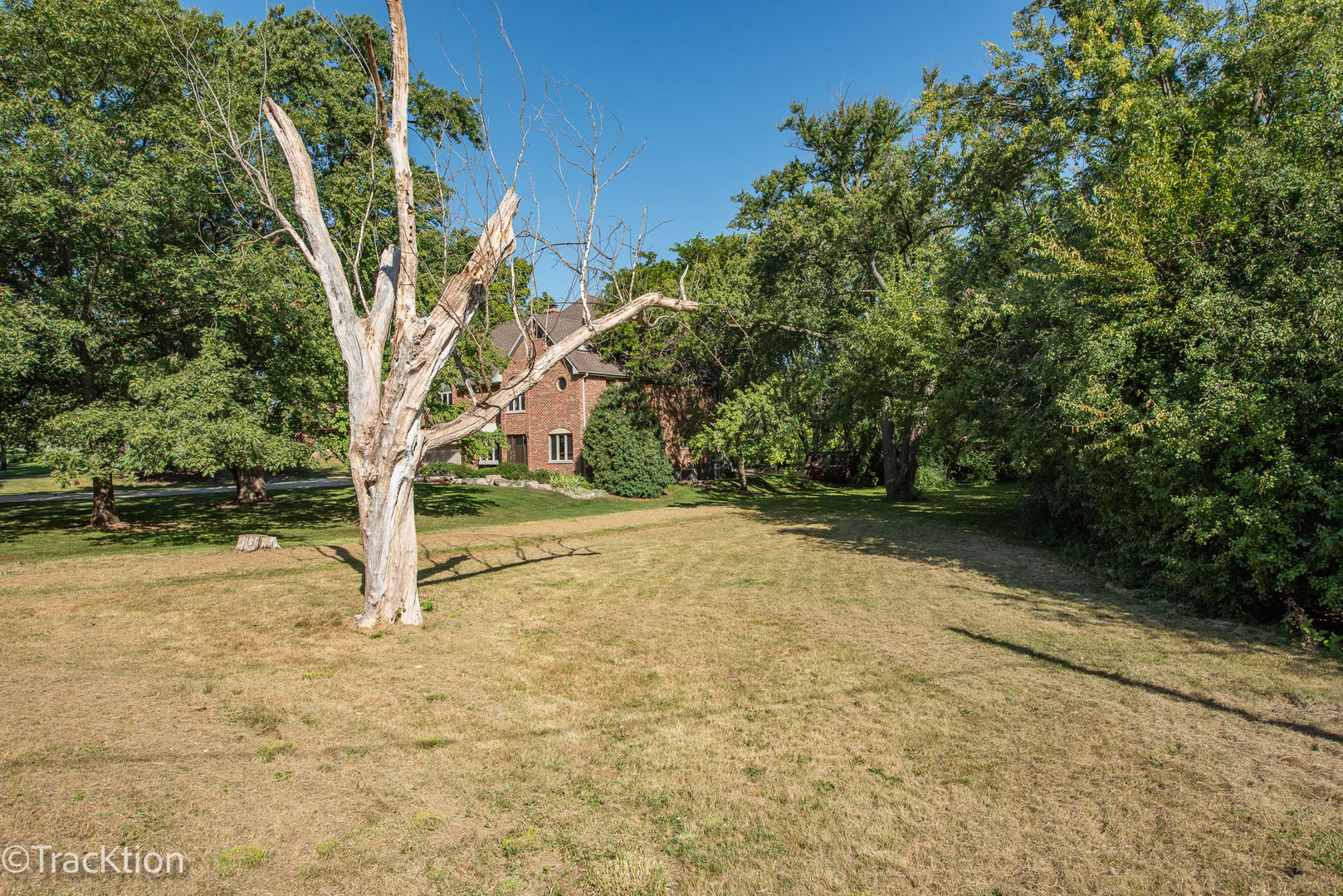 650 E Van Buren Street Property Photo 22