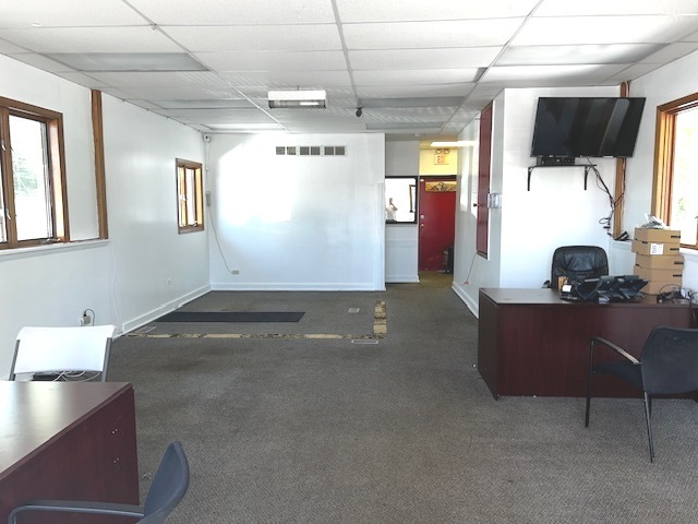 880 E Chicago Street Property Photo 11