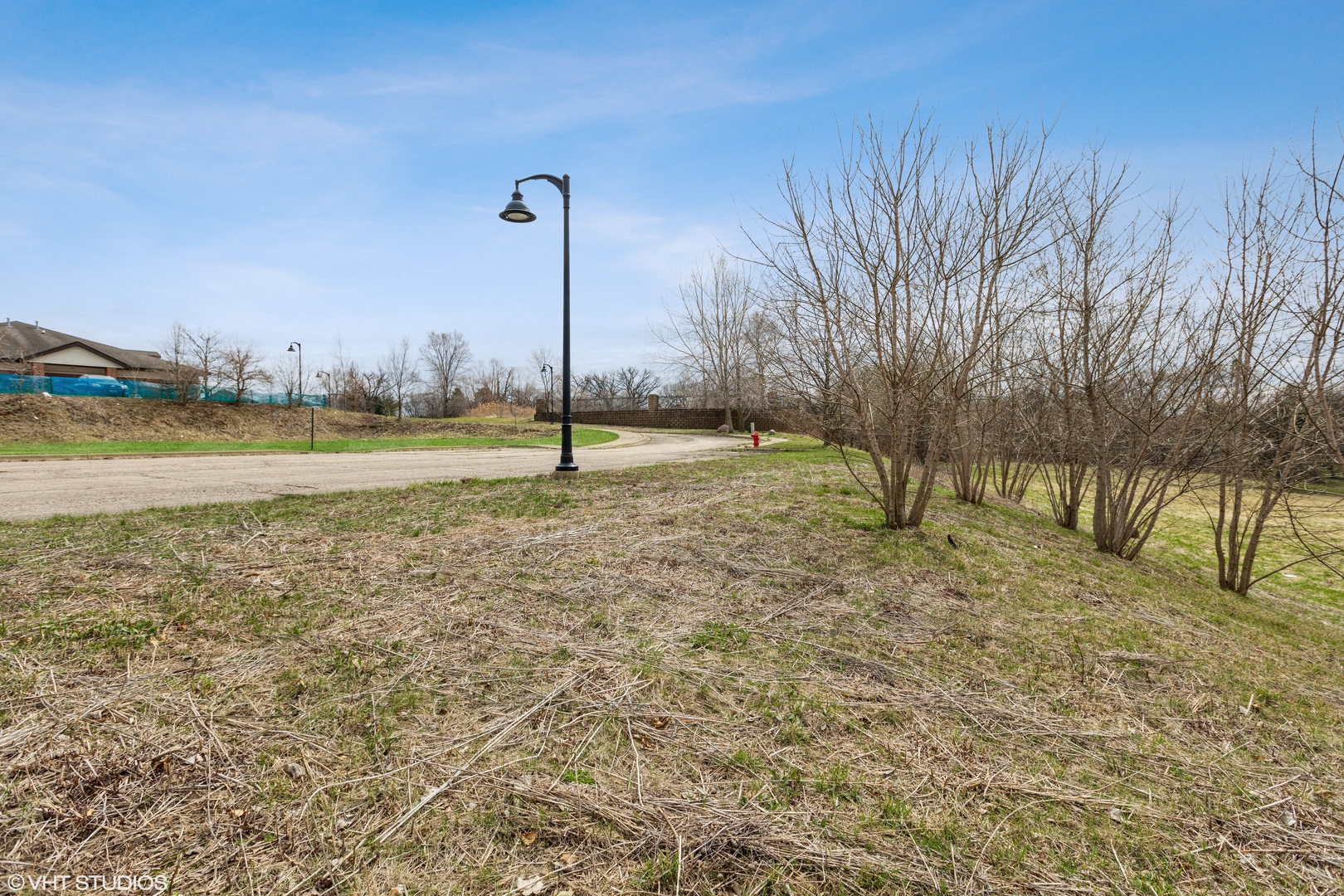 1188 E Algonquin Road Property Photo 10