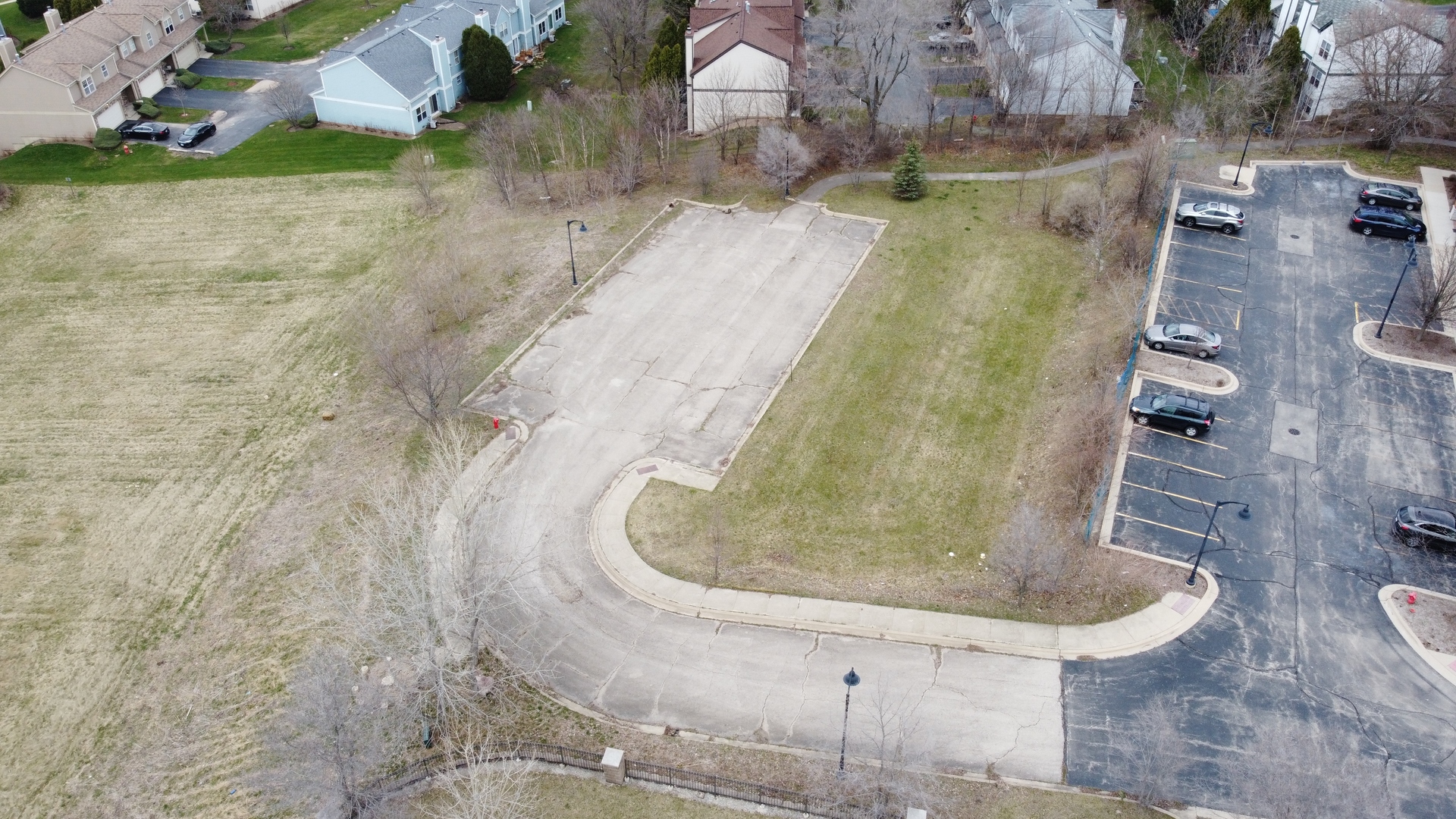 1188 E Algonquin Road Property Photo 14