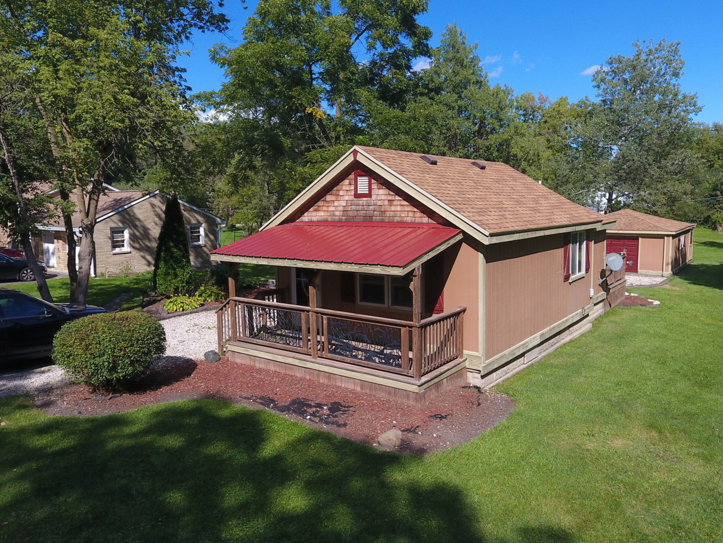 42483 N Converse Road Property Photo 1