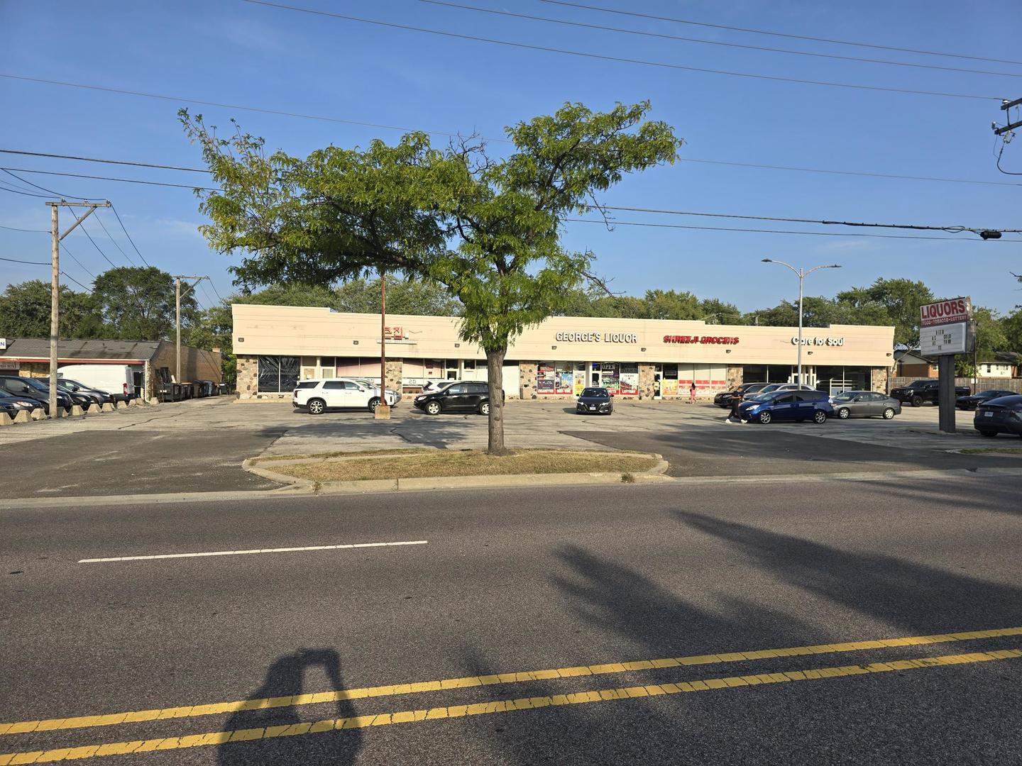 1185 Elmhurst Road Property Photo 4