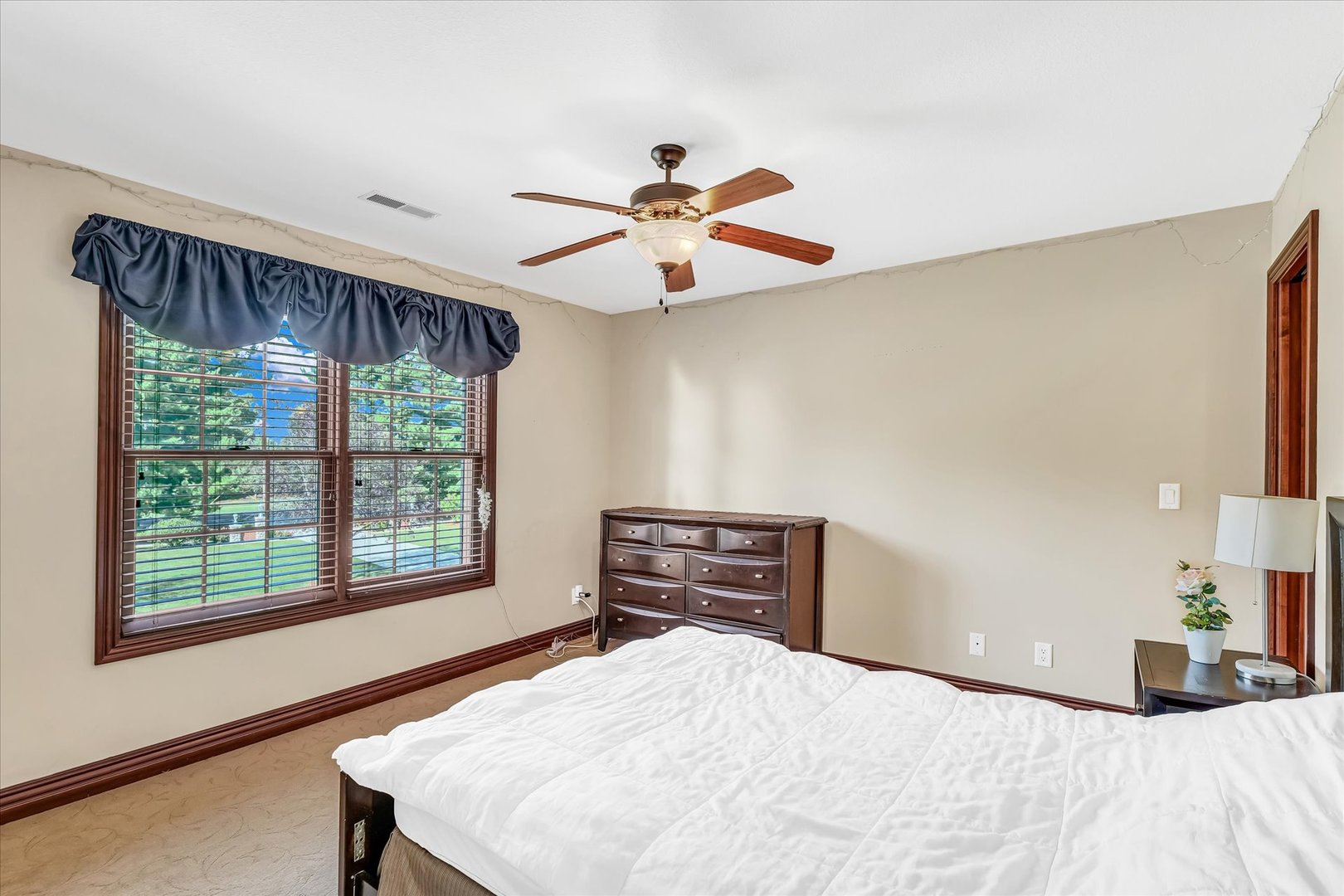 4703 W Kirby Avenue Property Photo 100