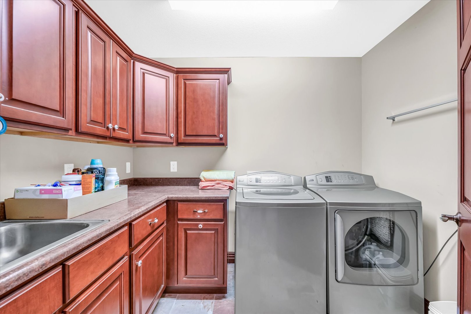4703 W Kirby Avenue Property Photo 106
