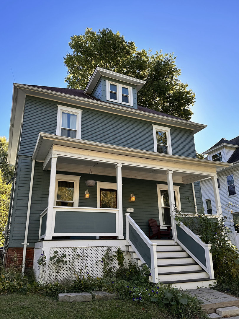 206 S Mclean Street Property Photo 1