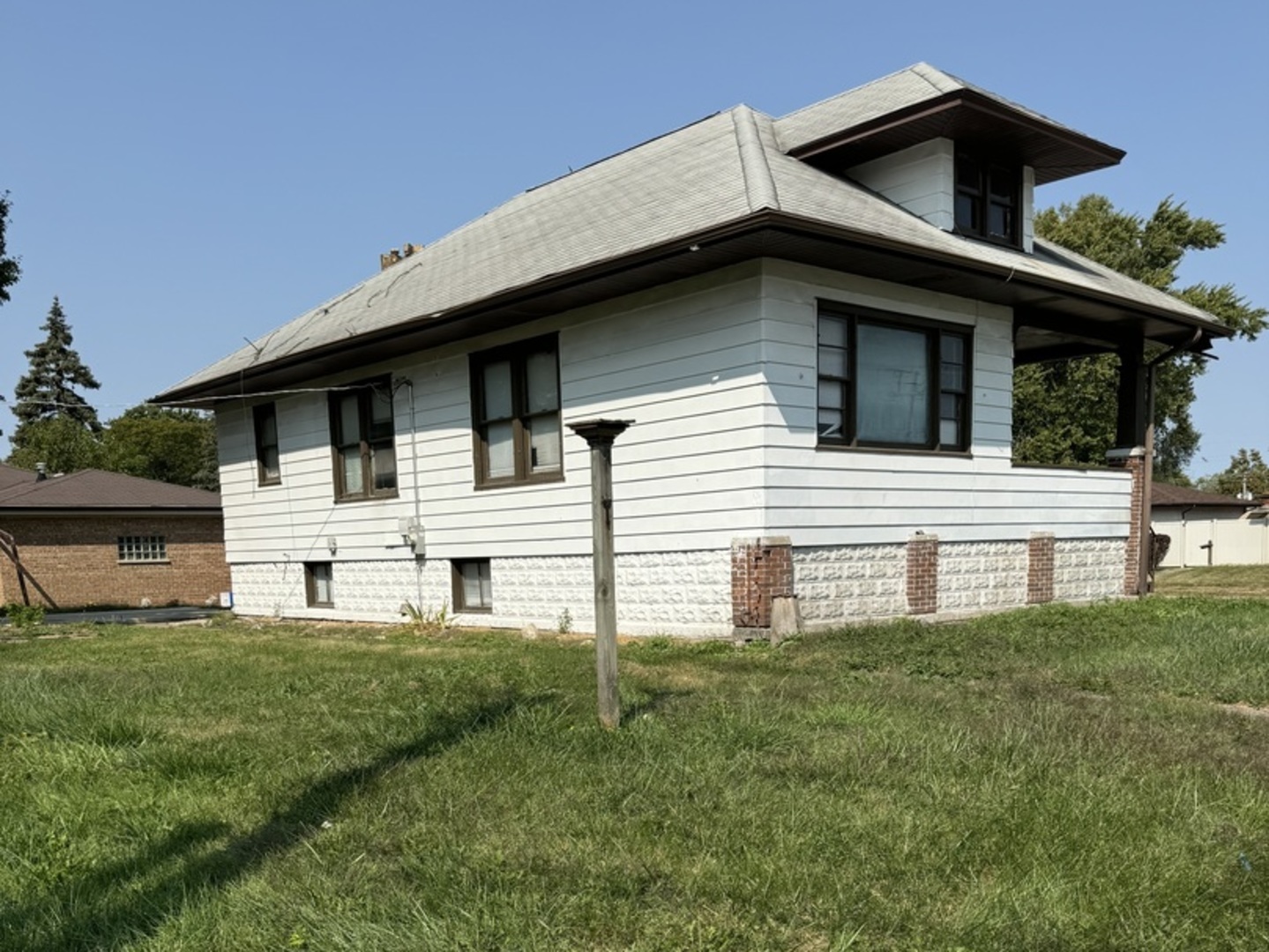 17144 S Park Avenue Property Photo 1
