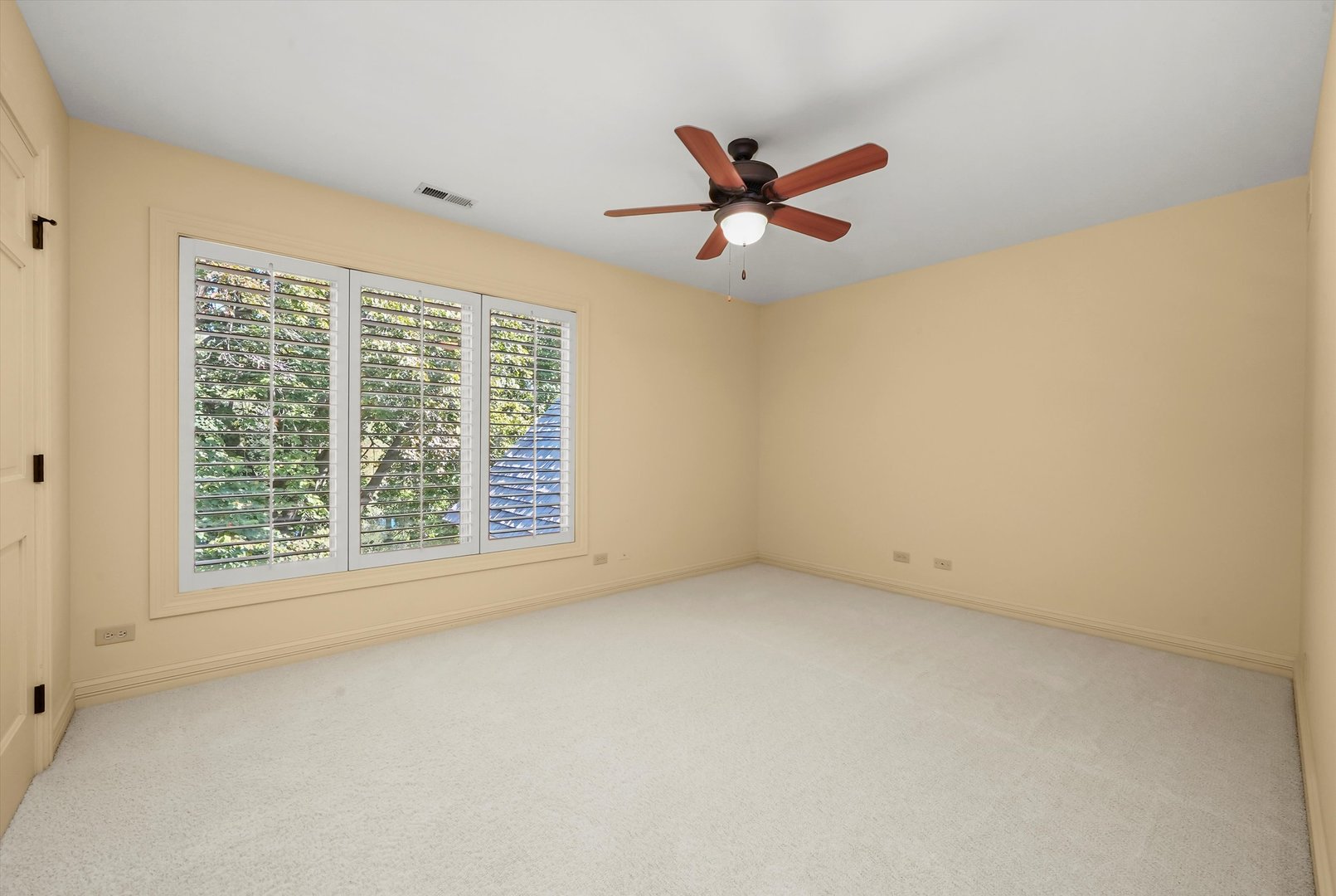 24 S Wynstone Dr Property Photo 52