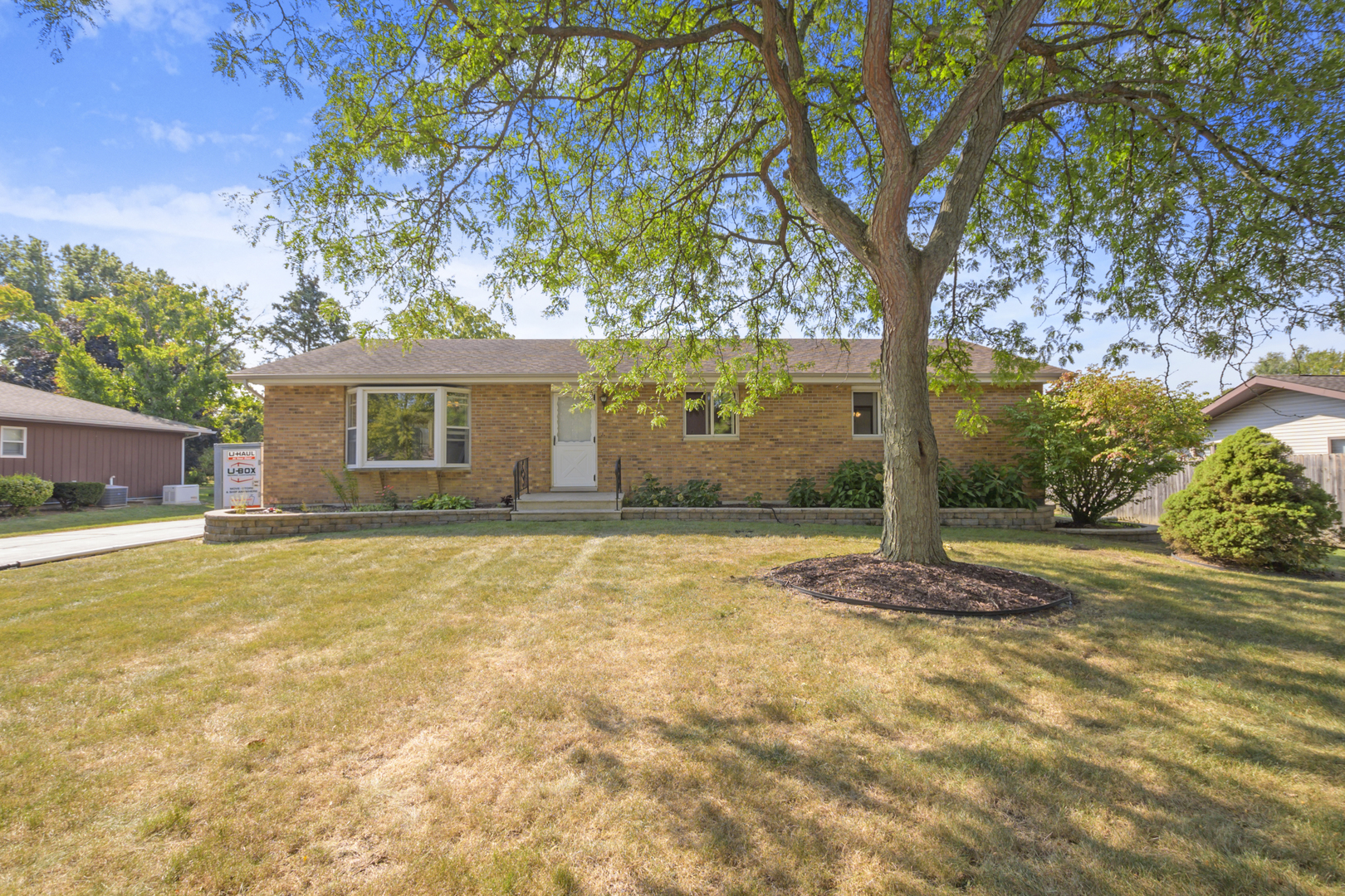 929 Northern Drive Property Photo 1