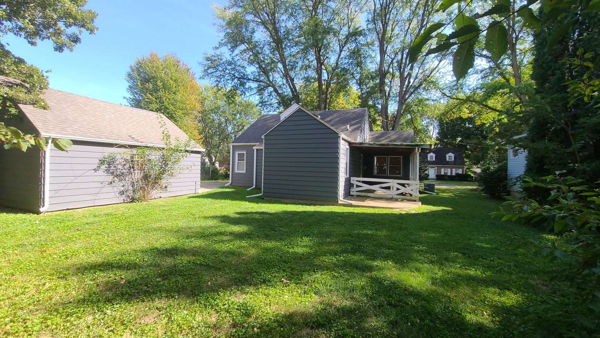 617 E Morgan Street Property Photo 2