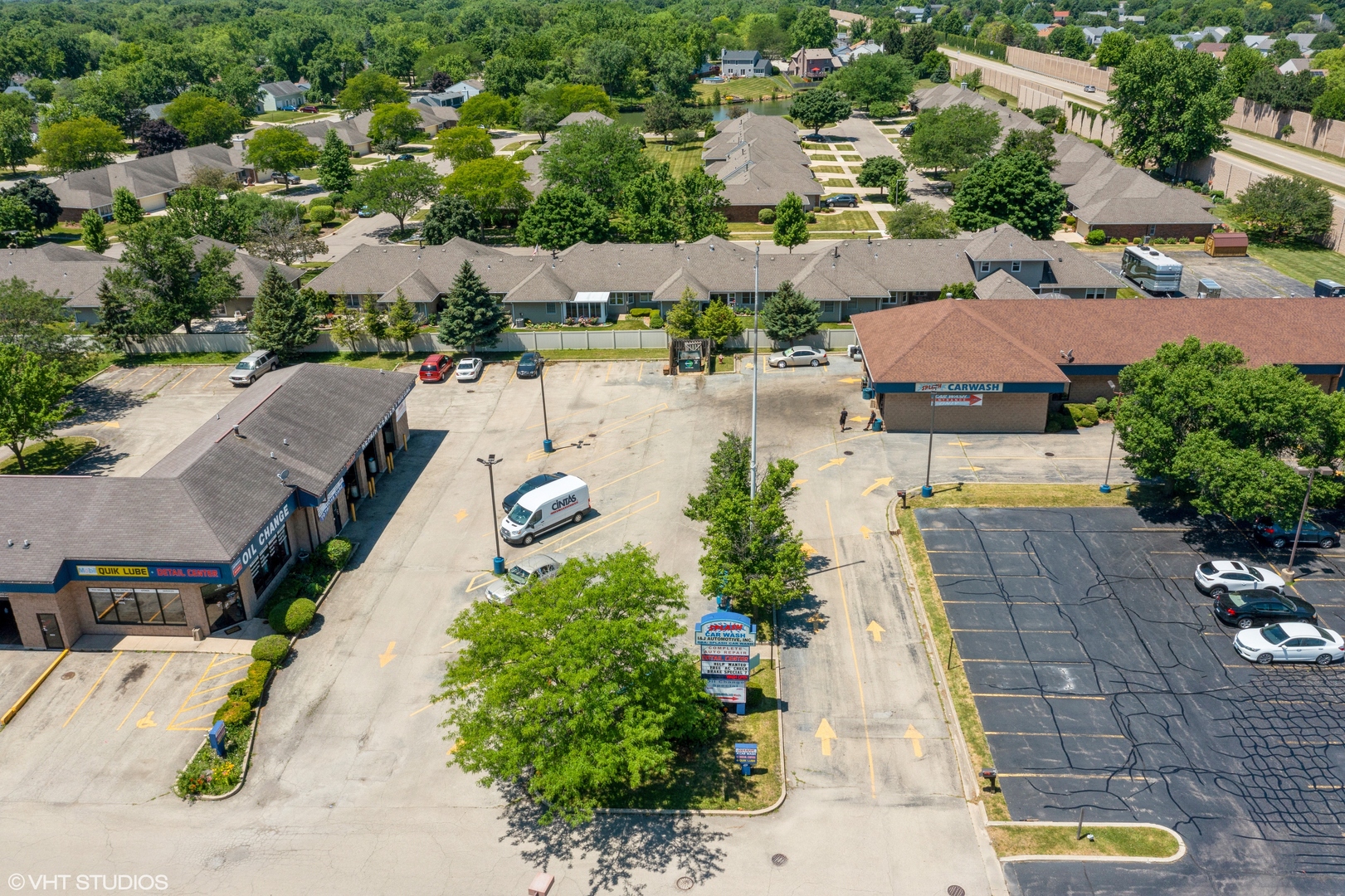 18 W Merchants Drive Property Photo 21