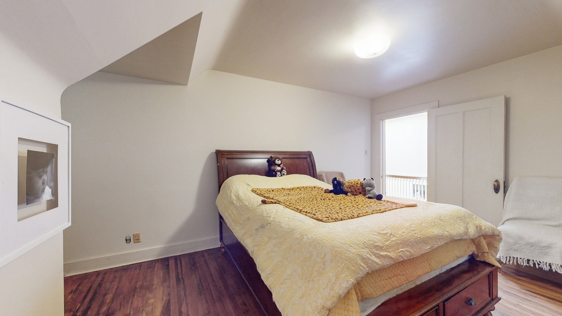 5235 S University Avenue Property Photo 52