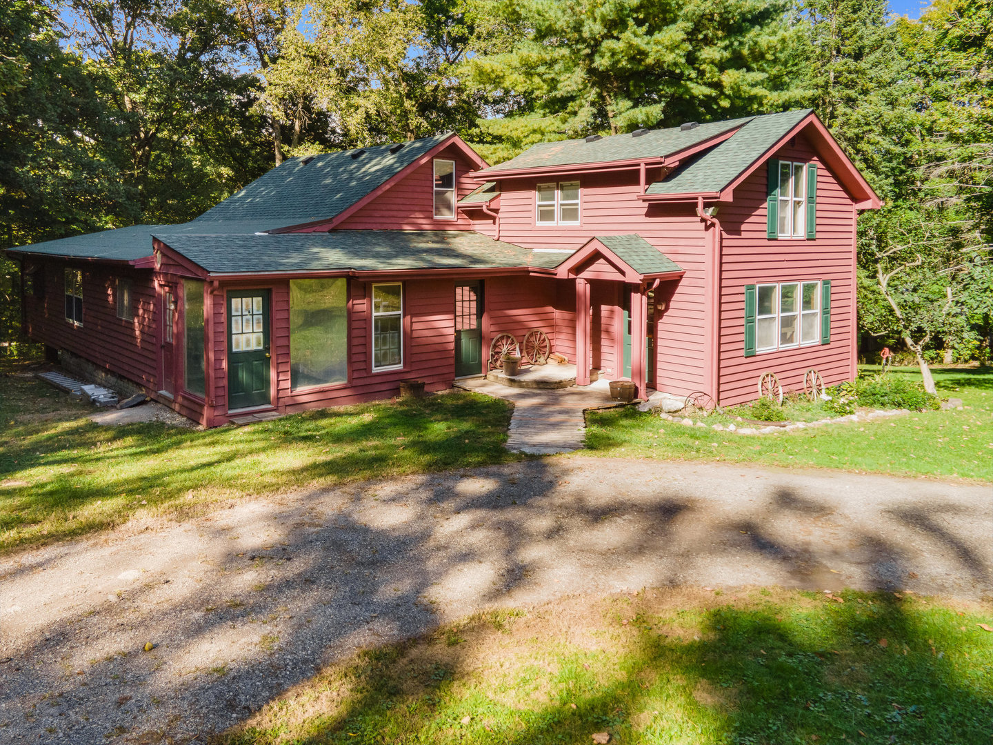 8990 B Millbrook Road Property Photo