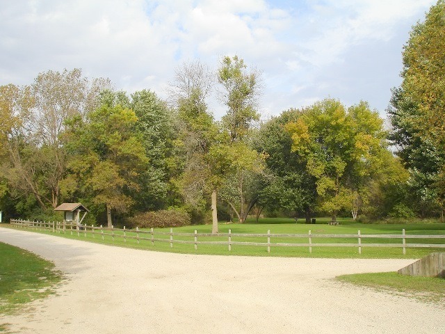 3006 Rolling Oaks Road Property Photo 8