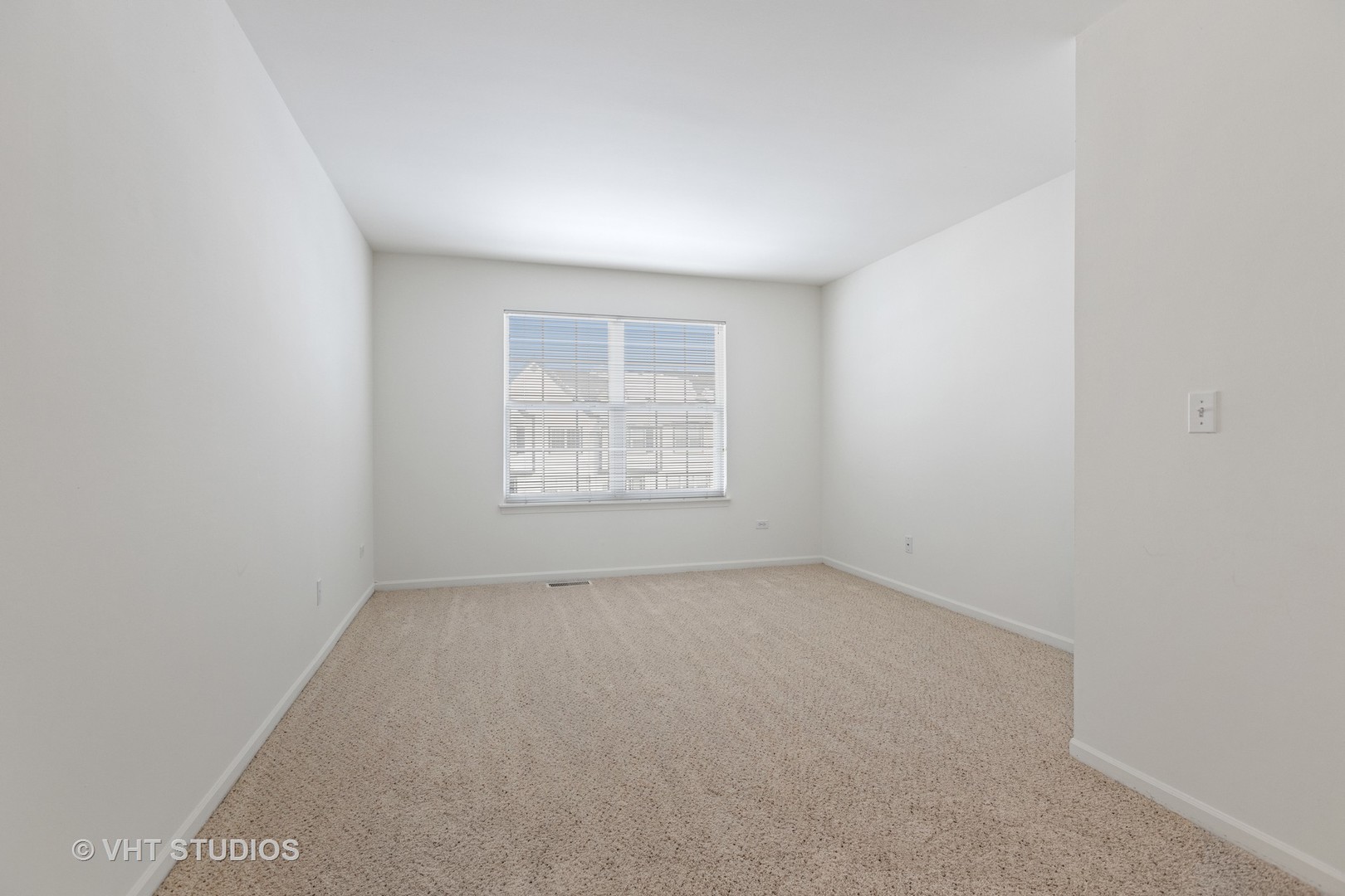 348 Schubert Court 348 Property Photo 8
