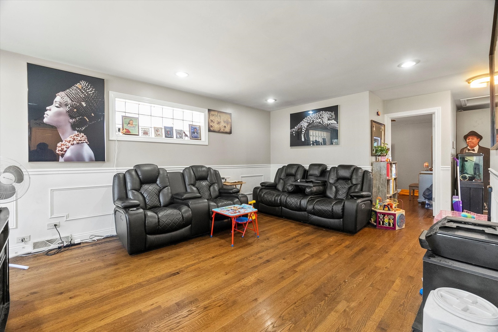 15509 Drexel Avenue Property Photo 2