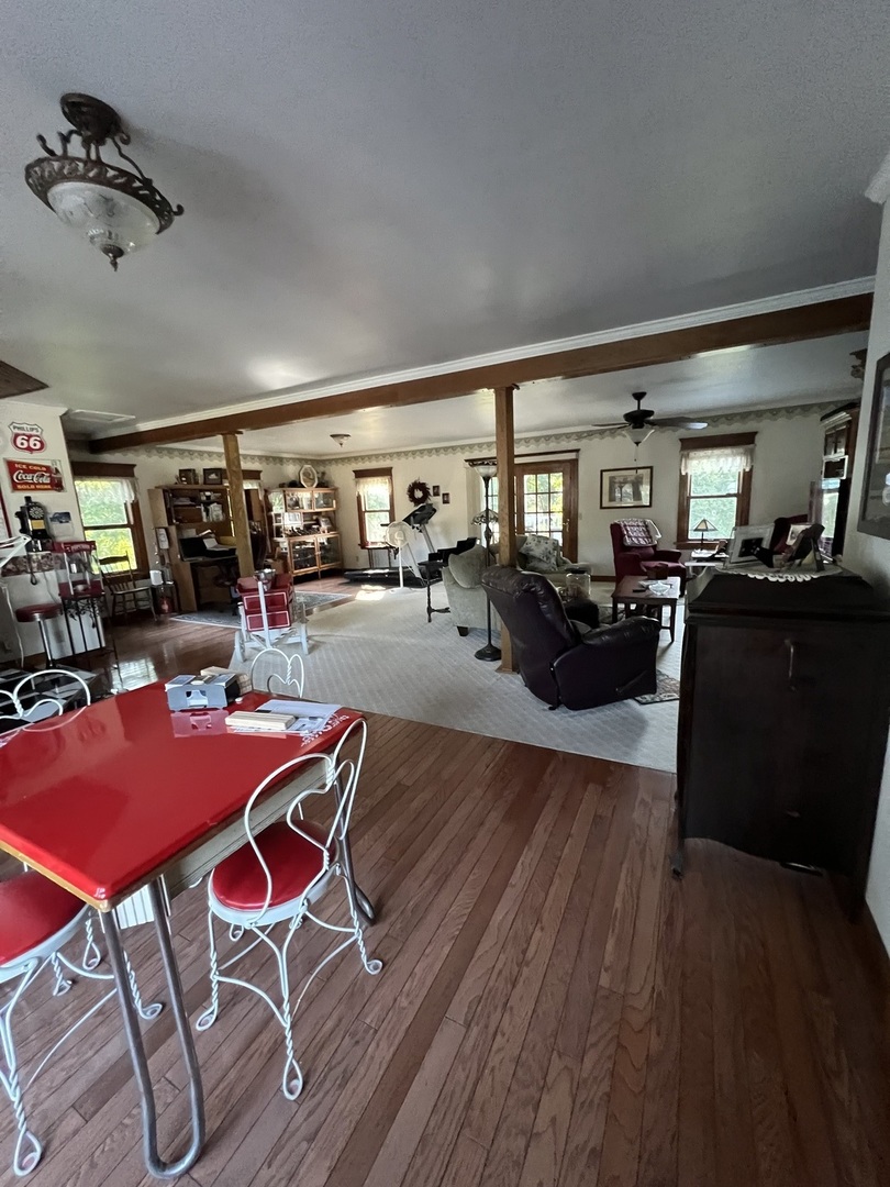 1402 S Euclid Avenue Property Photo 45