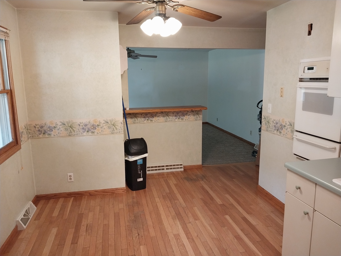 107 W Sullivan St Property Photo 5